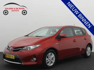 Toyota Auris 1.8 Hybrid Aspiration CAMERA / CLIMA / CRUISE / NAVI / GOED OH / MFS