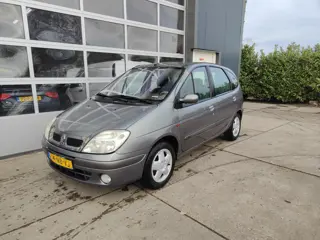 Renault Scénic 1.8-16V Air