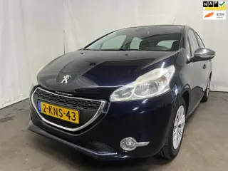 Peugeot 208 1.2 VTi Urban Soul - Schade