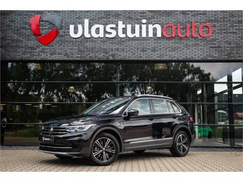 Volkswagen Tiguan 1.4 TSI eHybrid Elegance , Adap. cruise, Virtual cockpit, Carplay,