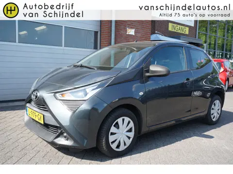 Toyota Aygo 1.0 VVT-I X-FUN 5DEURS ORIGINEEL NEDERLANDS AIRCO CRUISECONTROL 4X PERF ALL SEASON BANDE