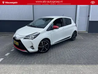 Toyota Yaris 1.5 Hybrid Executive  | Red & White edition |