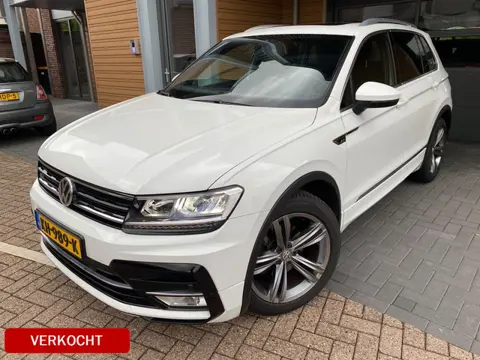 Volkswagen Tiguan 1.4 TSI Connected Series | R-line| Pano| Stoelverw/ Massage| Trekhaak