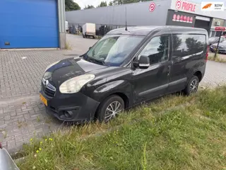 Opel Combo 1.6 CDTi L1H1 Motor defect