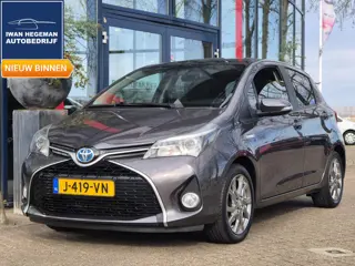 Toyota Yaris 1.5 Hybrid Dynamic | Navigatie | Climate Control | Panoramadak | Licht metalen velgen