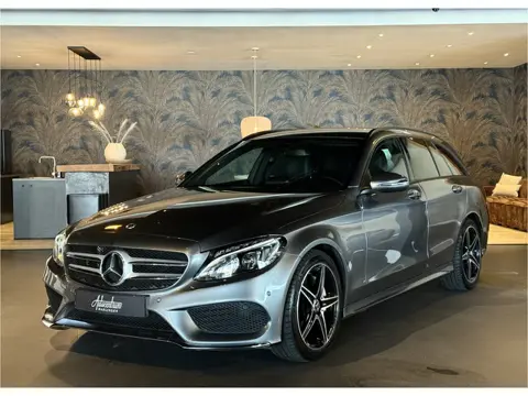 Mercedes-Benz C-Klasse Estate 180 I AMG I Night Pakket I Camera I NL Auto