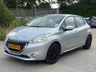 Peugeot 208 1.2 VTi Blue Lease