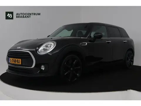 Mini Mini Clubman 1.5 Cooper Chili Business Plus (STOELVERWARMING, NAVIGATIE, CRUISE CONTROL, PARKEE