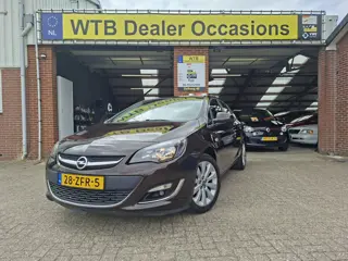 Opel Astra 1.4 Cosmo, Navi, Cruise Contr. Dealer o.h., Airco,