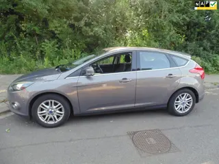 Ford Focus 1.0 EcoBoost Lease Titanium MET AIRCO 07-2012
