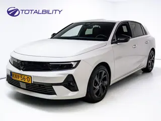 Opel Astra 1.2 GS Line 131 PK | AGR Stoelen | Stoel- & Stuurverw. | Elec. best. Stoel met geheugen |