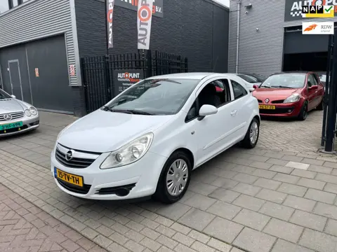 Opel Corsa 1.2-16V Business 2e Eigenaar! Trekhaak Airco NAP APK