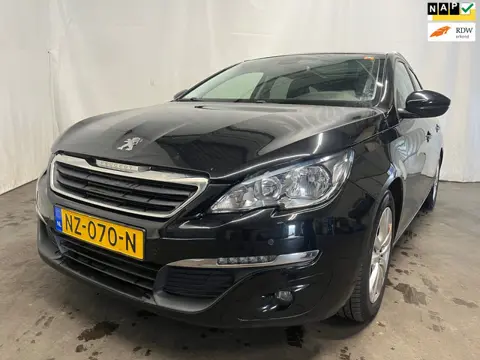 Peugeot 308 SW 1.2 PureTech Blue Lease Executive - BPM - Verbruikt olie - Schade