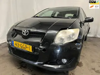Toyota Auris 1.6-16V Dynamic - Front- achterschade - Schade