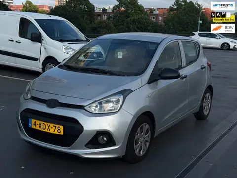 Hyundai I10 1.0i i-Motion Airco Nieuwe Koppeling Rijdt Schakelt Goed Nette Staat