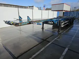 RENDERS CHASSIS