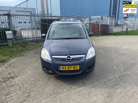 Opel Zafira 1.6 Temptation 7 Zits