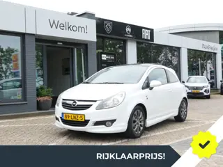 Opel Corsa 1.4 16V '111' Edition | OPC Line | Panoramadak