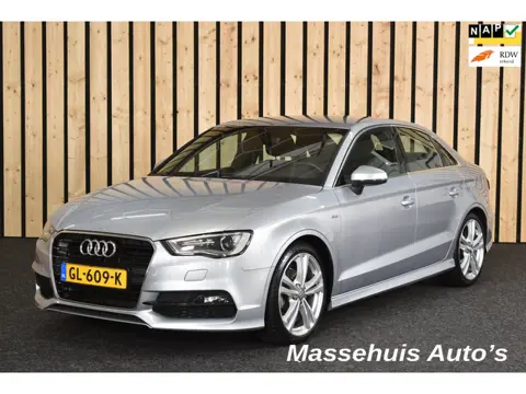 Audi A3 Limousine 1.4 TFSI CoD Ambition Sport Edition 110dkm 2e eig. Trekhaak S-line Xenon Navi Crui
