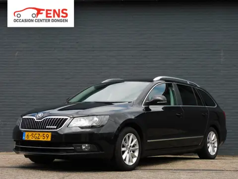 Škoda Superb Combi 1.6 TDI Ambition Business TOPSTAAT! NAVI! BLUETOOTH! CRUISE! CLIMA! TREKHAAK! LM 