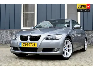 BMW 3 Serie Coupe 320i Executive Rijklaarprijs-Garantie Navigatie Xenon Airco Trekhaak 17 inch Sport