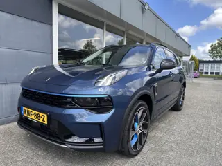 Lynk & Co 01 1.5 Pano,carplay,360camera,adaptive cruise