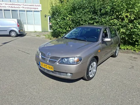 Nissan Almera 1.5 Acenta