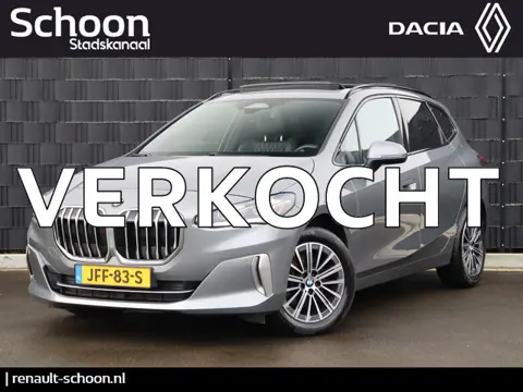 BMW 2 Serie Active Tourer 218i Automaat | Leder | Panoramadak | Stoel-/Stuurverwarming | Elek. Trekh