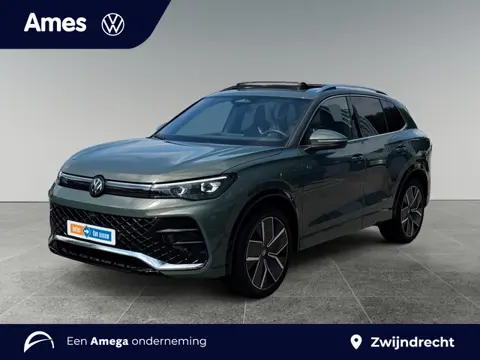 Volkswagen Tiguan 1.5 272pk eHybrid R-Line Edition Panoramaschuif-kanteldak | Voorstoelen verwarmbaa