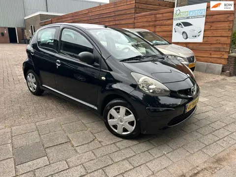 Toyota Aygo 1.0-12V airco nieuwe apk!