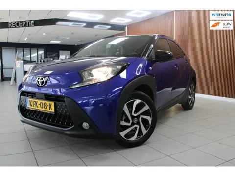 Toyota Aygo X 1.0 VVT-i S-CVT Envy | Airco | Cruise control | Carplay | Achteruitrijcamera | Stoelve