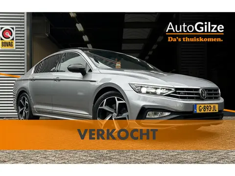Volkswagen Passat 1.5 TSI Automaat R-Line Facelift l Pano l Virtual Cockpit l Camera l NAP