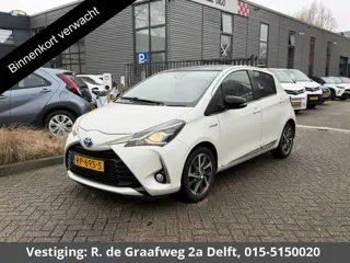 Toyota Yaris 1.5 Hybrid Executive | Stoel verwarming | Panoramadak | Navigatie |