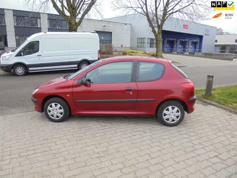 Peugeot 206 1.1 XN Lage KM