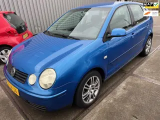 Volkswagen Polo 1.4-16V Comfortline 148362 km nap