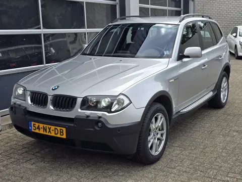 BMW X3 3.0i Executive (bj 2004, automaat)