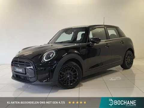 MINI 5-Deurs 1.5 One Business Edition | Navigatie | Carplay | Leer/stof bekleding