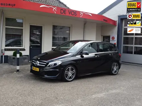 Mercedes-Benz B-klasse 180 Business Solution AMG