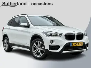 BMW X1 xDrive20i High Executive 192 Pk | Stoelverwarming | Elek. Kofferklep | PDC V+A | Cruise Contr