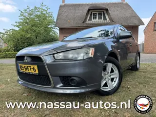 Mitsubishi Lancer Sportback 1.8 Invite | APK 01/2027