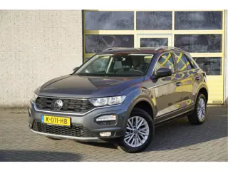 Volkswagen T-Roc 1.5 TSI 150PK! Style Business BJ2020 Lmv 16" | Led | Pdc | Navi | Elek. achterklep 