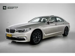 BMW 5-serie 530e iPerformance Executive(Dealer OnderH, Panorama, Navi, Active Cruise, Lane Assist, P