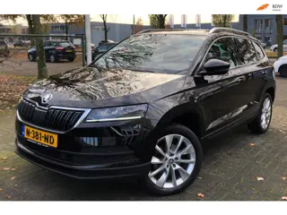 Skoda Karoq 1.5 TSI ACT Style Business Panoramadak Leer Trekhaak Navi
