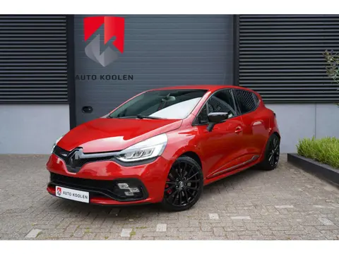 Renault Clio 1.6 Turbo R.S. Trophy 220 pk / camera / keyless / stoelver.