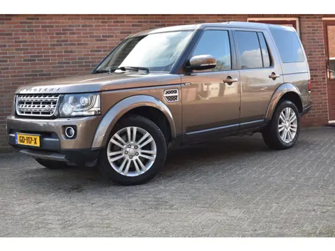 Land Rover Discovery 3.0 SDV6 HSE '14 MOTOR SCHADE 7 Persoons Leder Navi Clima Cruise