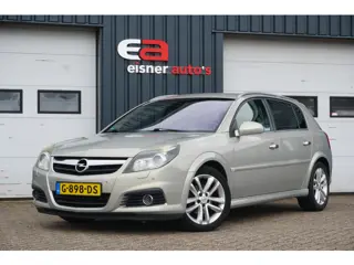 Opel Signum 2.2-16V Executive AUTOMAAT | LEDER | XENON | PDC | STOELVERW. |