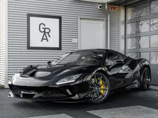 Ferrari F8 Tributo 3.9 V8 HELE EXPORT PRICE EU | Carbon velgen | Pass. display | Lift | Daytona raci