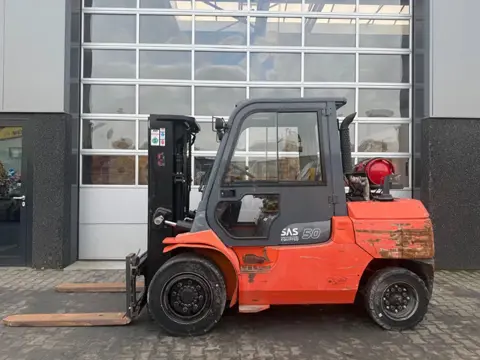 Toyota 02-FG45 (bj 2014)