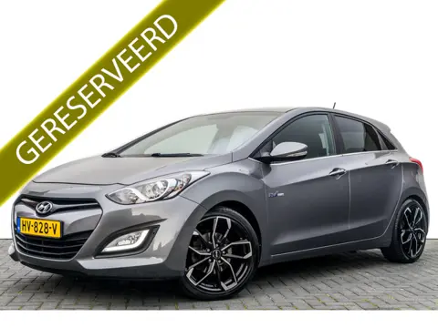 Hyundai i30 1.6 135 PK GDI i-Motion Plus | 5 DRS | Ned Auto | Clima | Pdc | Trekhaak | Navi | Cruise