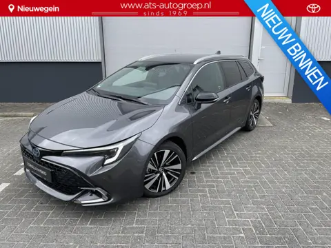 Toyota Corolla Touring Sports Hybrid 140 Dynamic  Plus, Parkeersensoren Voor en Achter, Winterpakket